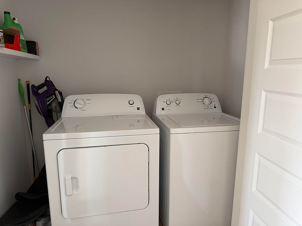 1st image of 2500 Longview St #404