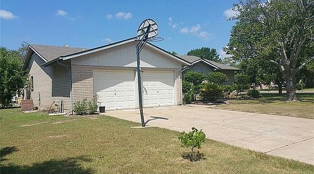2nd image of 1604 Wild Flower Dr
