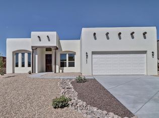 3053 Cheyenne Dr, Las Cruces, NM 88011