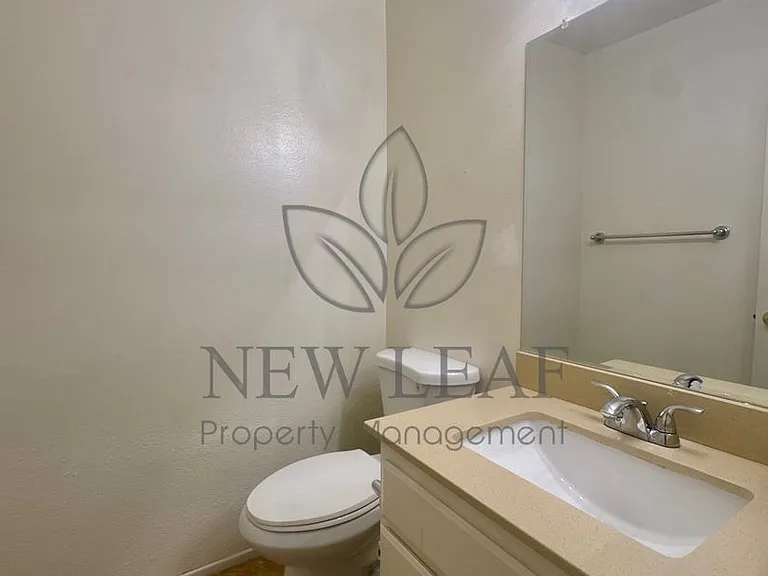 2361 Maryhelen St #102 — Photo 7