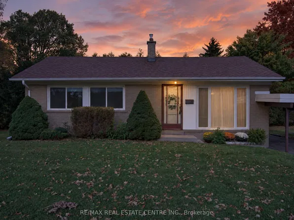 226 Elmwood Cres, Milton, ON L9T 1C4