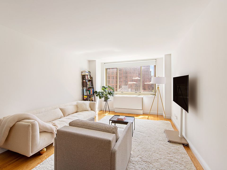 1st image of 30 W 63rd St APT 7S