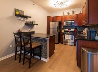 909 W Washington Blvd APT 706, Chicago, IL 60607