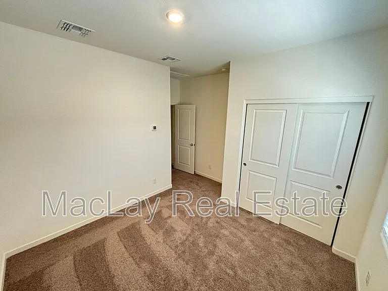 675 W Crowned Dove Trl — Photo 23