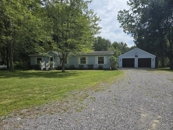 3810 Pike Rd, Batavia, NY 14020