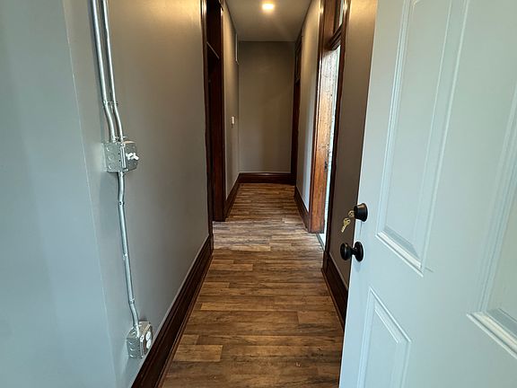 2nd image of 817 Gallia St #1/2