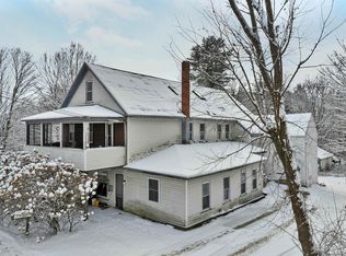 11 White Plains Rd, Webster, NH 03303