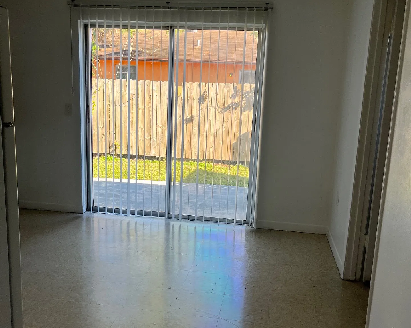 3 bed, 1150 sqft, $2,150 — Photo 4