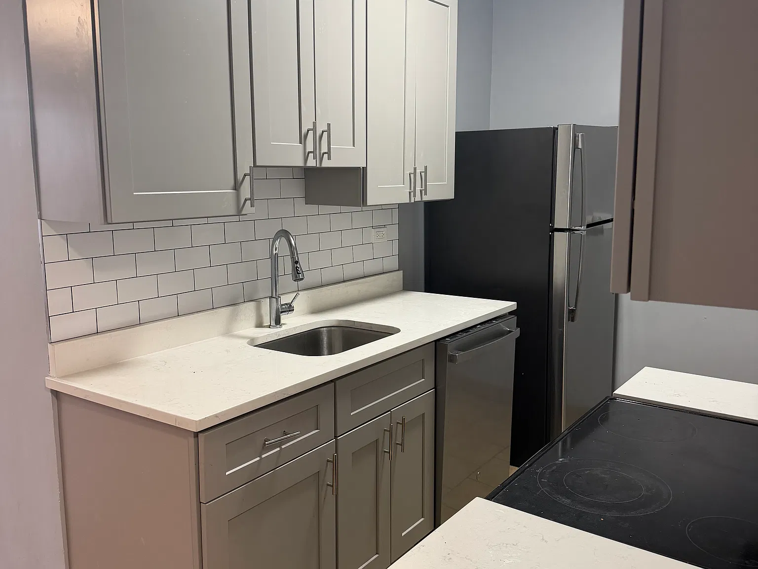 1 bed, 750 sqft, $1,200 — Photo 3