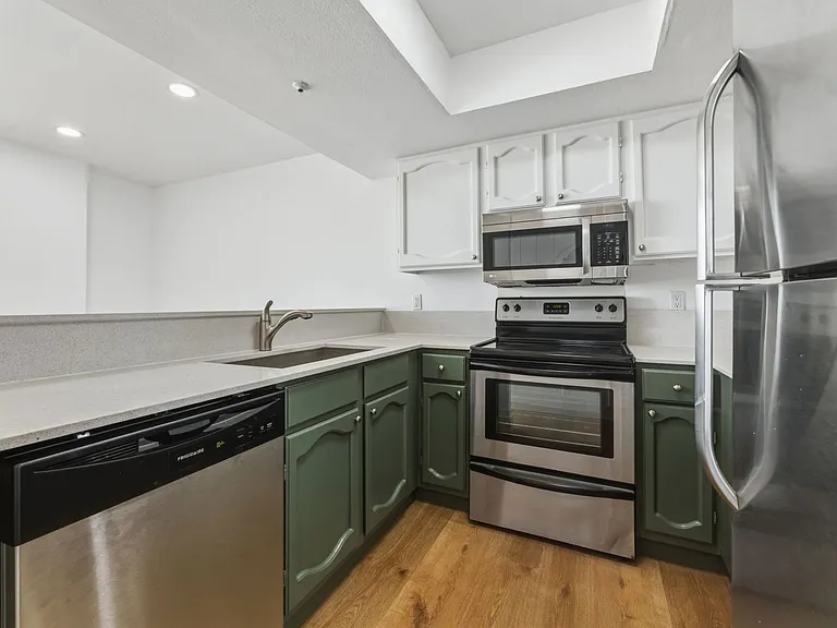Littlefield Lofts — Photo 19