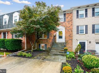24 S Abingdon St, Arlington, VA 22204