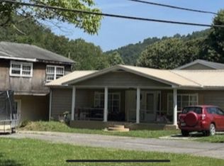 4506 Daybrook Rd, Fairview, WV 26570