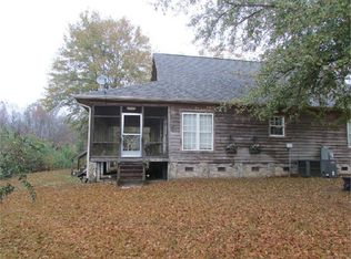 149 Elmore Rd, Bishopville, SC 29010