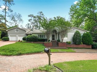 2718 Skye Dr, Fayetteville, NC 28303