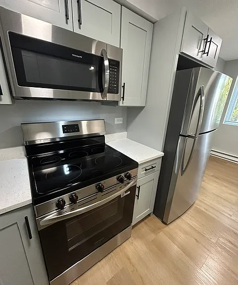 316 Marengo Ave #2 — Photo 3