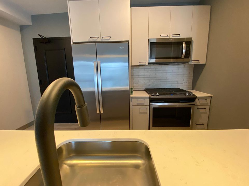 1st image of 1948 N Elston Ave #389