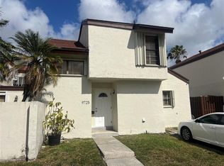 9725 NW 5th Ter, Miami, FL 33172