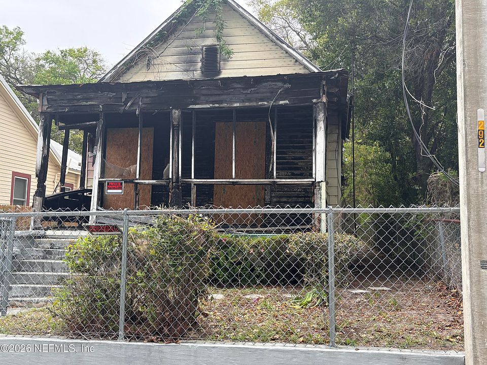 1st image of 248 MAGNOLIA Street