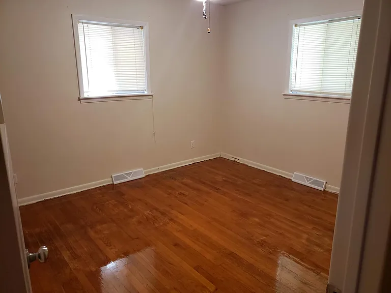 705 W Montclair St — Photo 10