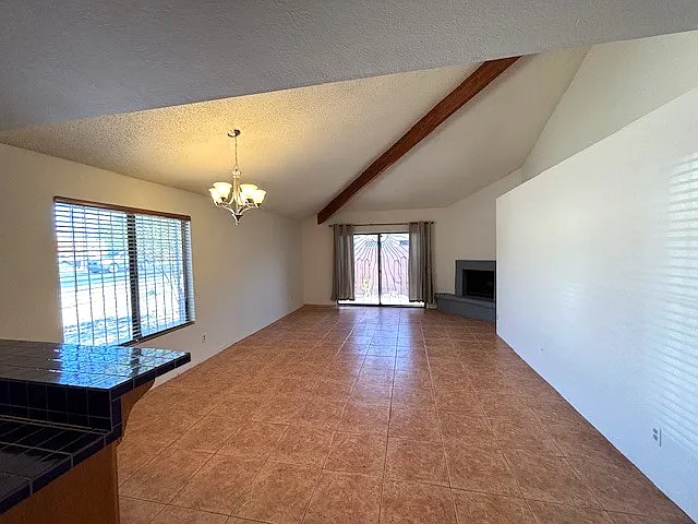 2 bed, 1176 sqft, $1,600 — Photo 3