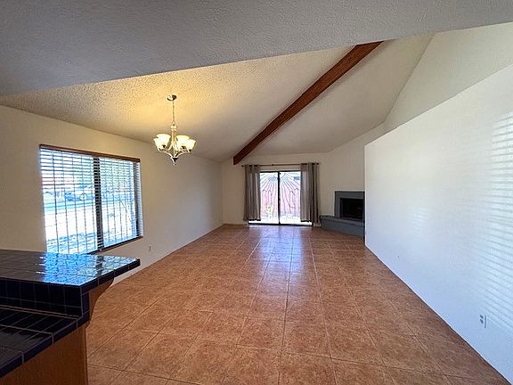 3rd image of 3090 E Winterhaven Dr