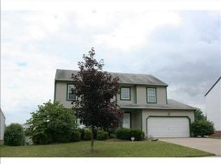 305 Skylark Dr, Coraopolis, PA 15108