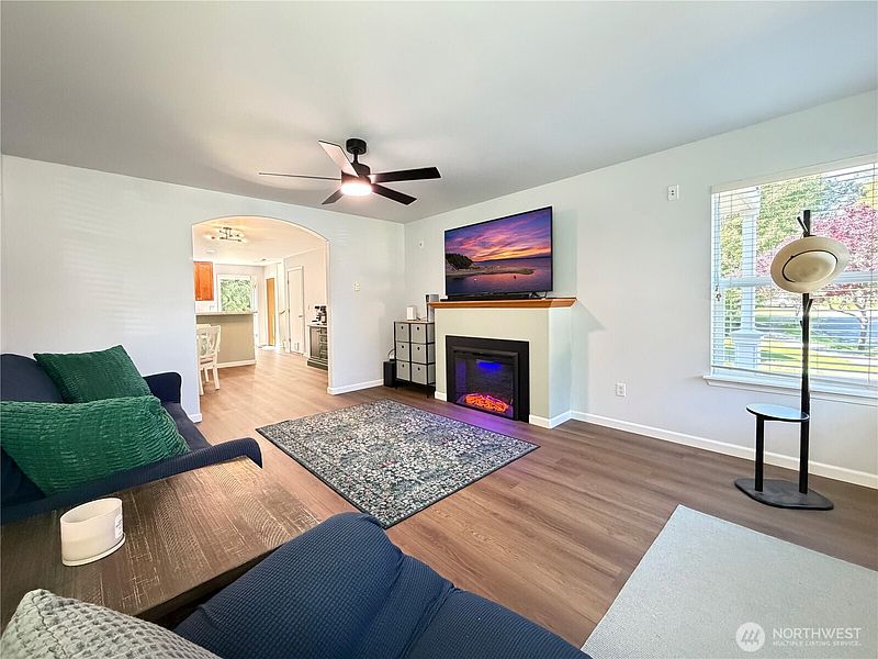 3rd image of 2411 105th Drive SE
