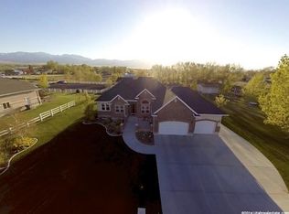 75 N Trackside Cir, Grantsville, UT 84029