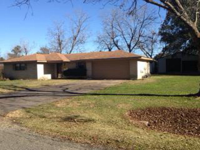 1st image of 3001 Tyler Ave