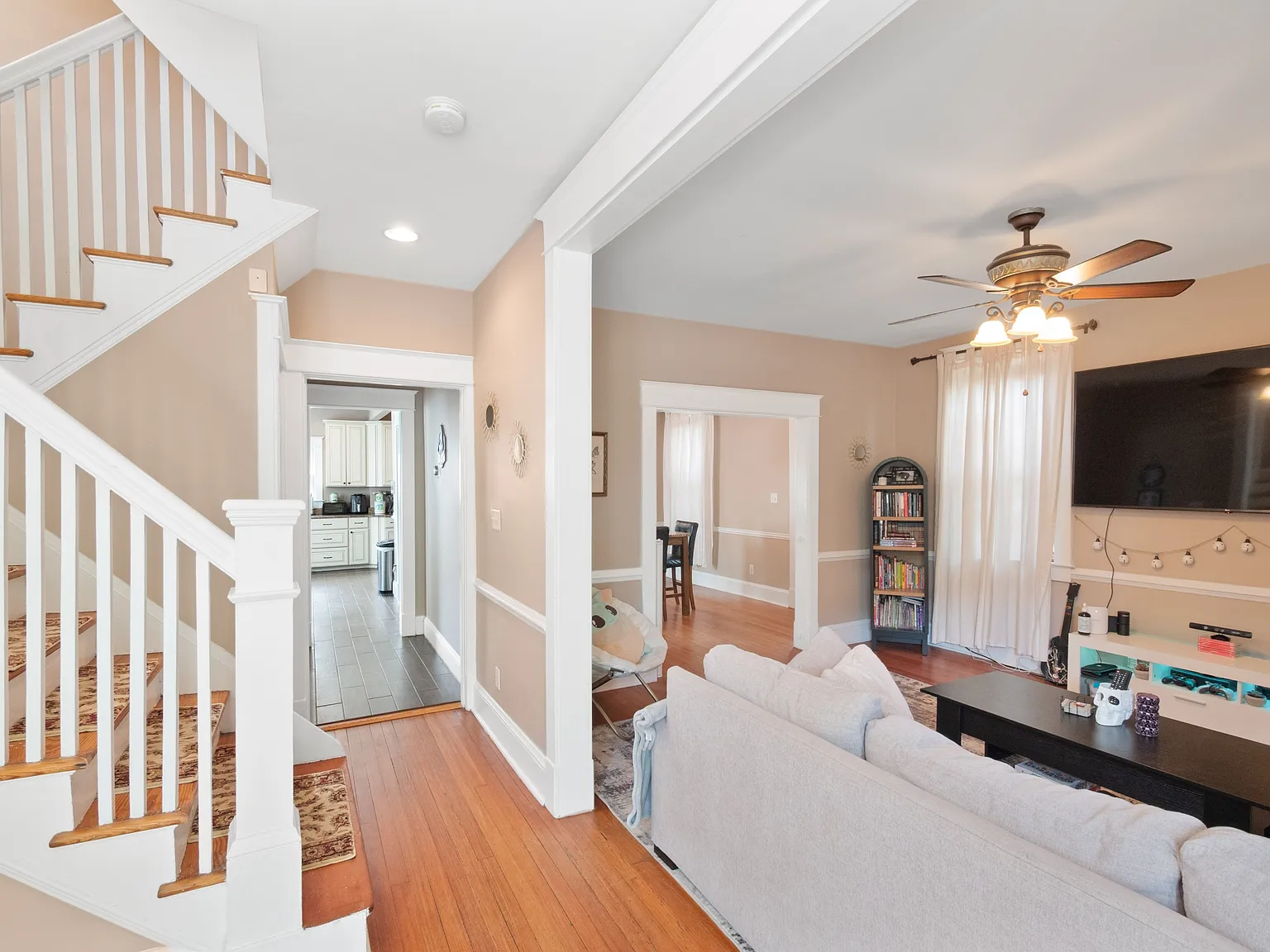 Ashland Avenue (1601) - 1 — Photo 3