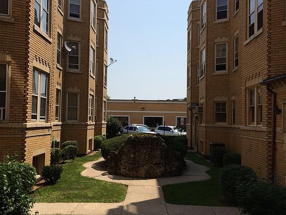 4th image of 2148 Elmwood Ave Floor 3