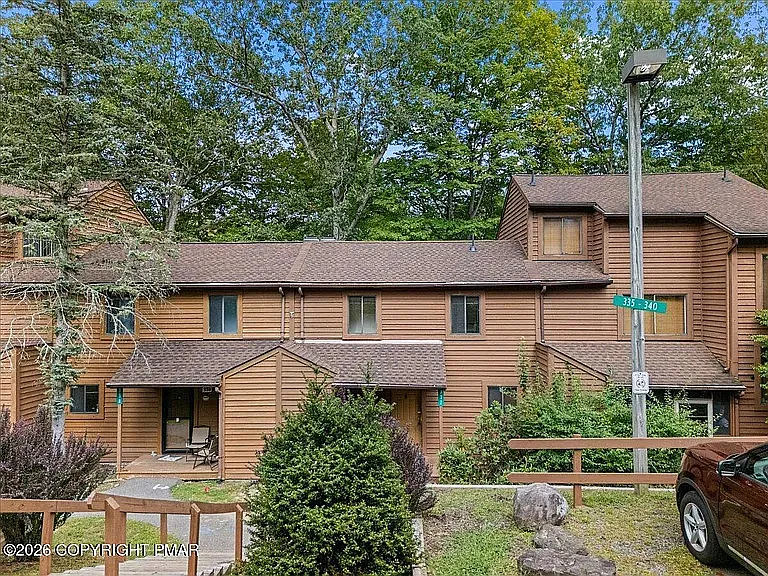 337 Crewe Ct #337 — Photo 6