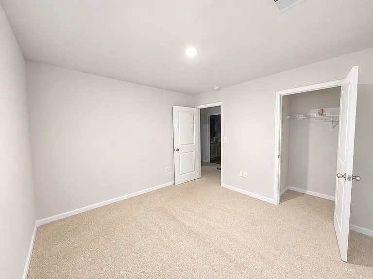 1415 Deer Hollow Run — Photo 17