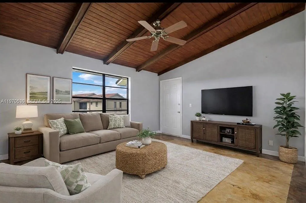 2 bed, 2.0 bath, 957 sqft, $1,900 — Photo 4