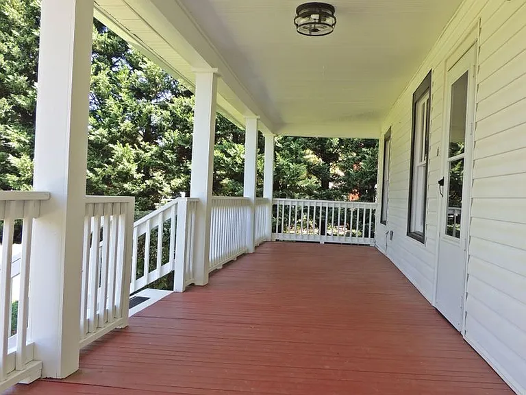 1712 Old Niles Ferry Rd — Photo 6