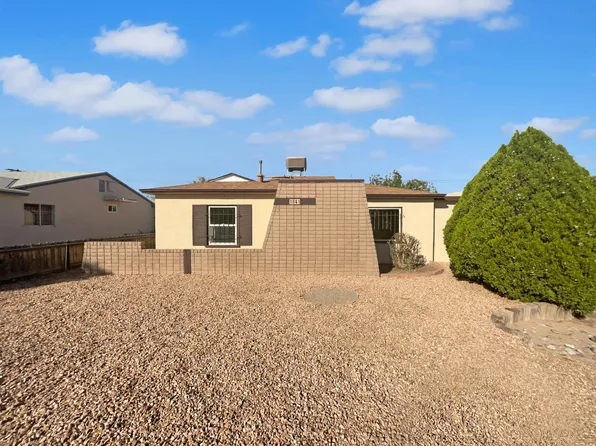 1841 Madeira Dr NE, Albuquerque, NM 87110