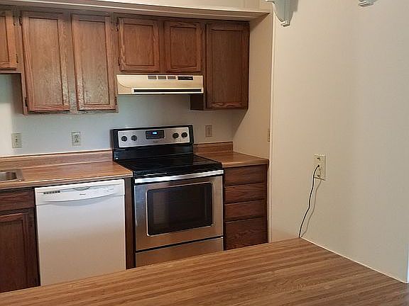 5th image of 509 Columbia Dr APT G