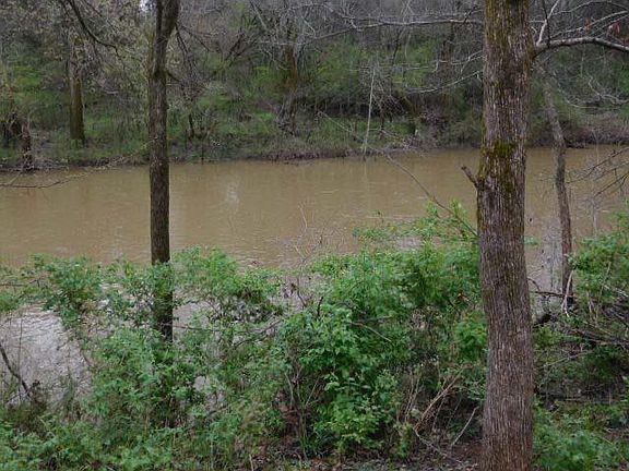 2nd image of 2227 Shannon Dr