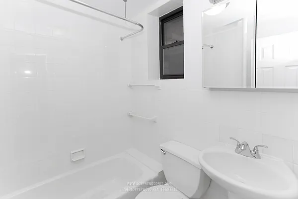 Rented by Copperwood Real Estate | media 19