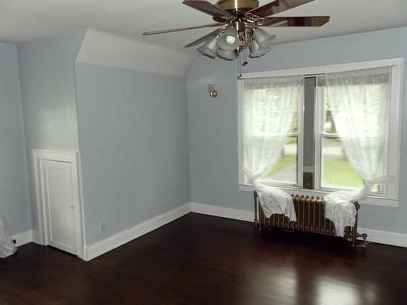5th image of 2305 N Vermilion St