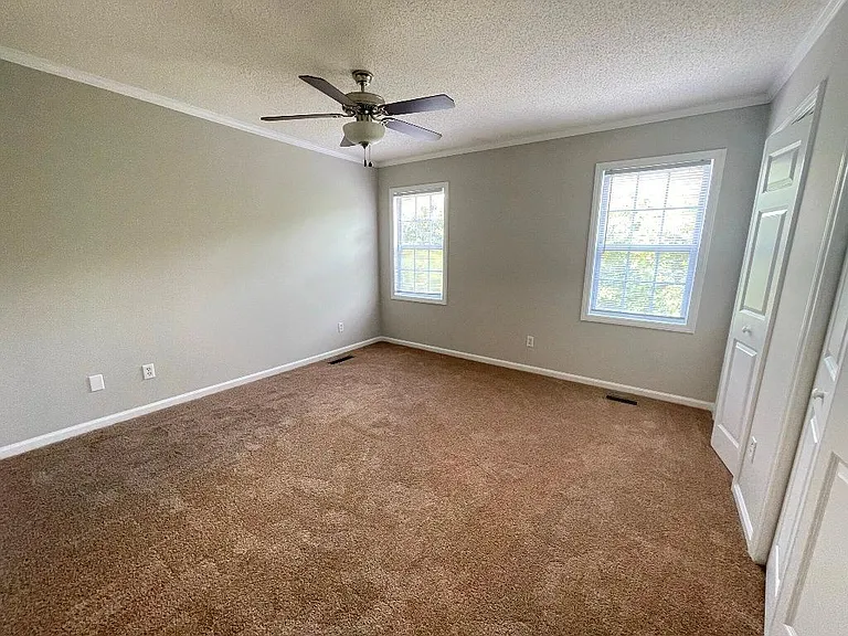 1217 Cross Creek Cir #E4 — Photo 19