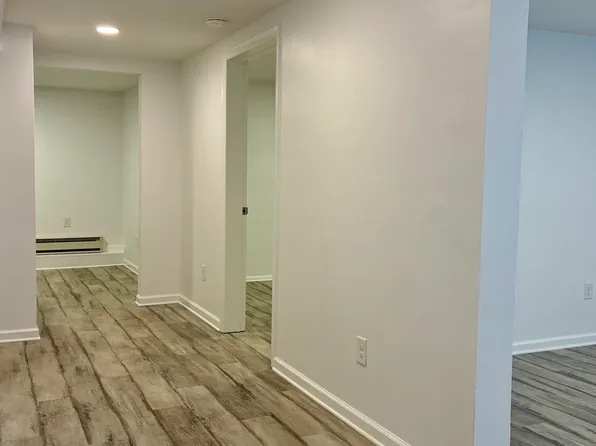 1154 Us Highway 9 #4, Hudson, NY 12534