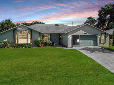 859 SE Roulette Lane, Port Saint Lucie, FL, 34983