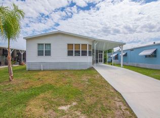 15 SE Iberian Ln, Pt Saint Lucie, FL 34952