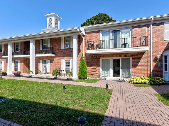 2nd image of 175  Pine Street #1J