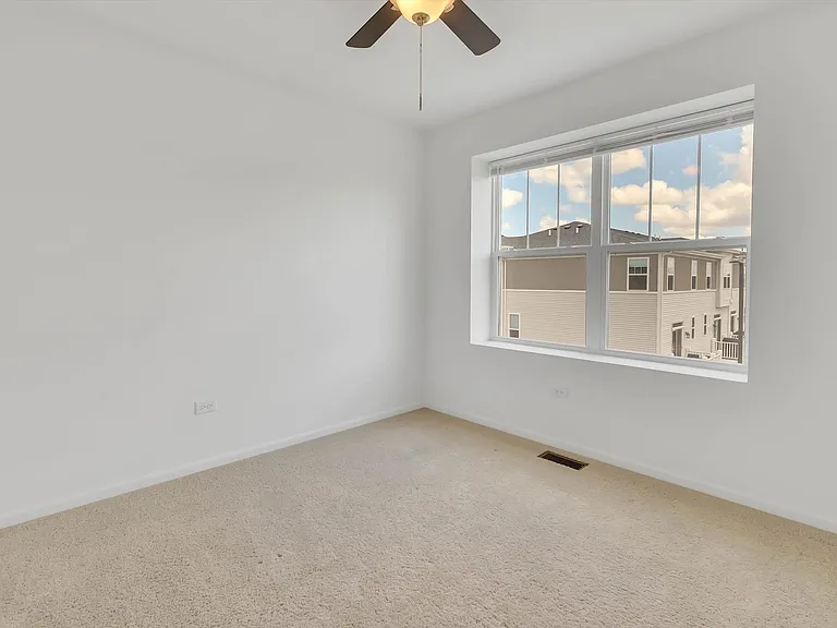 1078 Bogart St — Photo 19