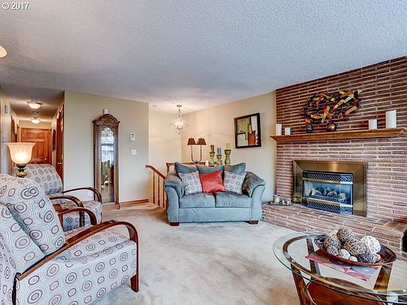 4th image of 15254 SE La Marquita Way