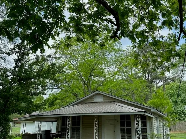 113 Collins St, Columbiana, AL 35051