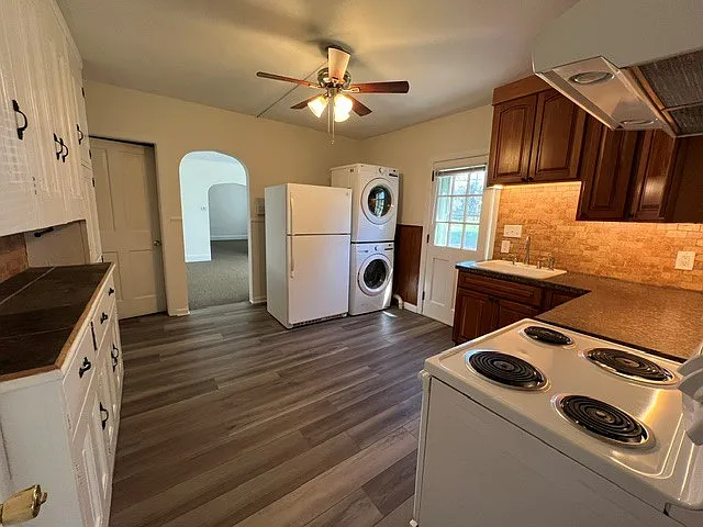 1 bed, $1,400 — Photo 3