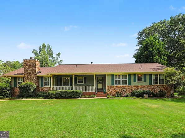 105 Gantt Ln, Fayetteville, GA 30215